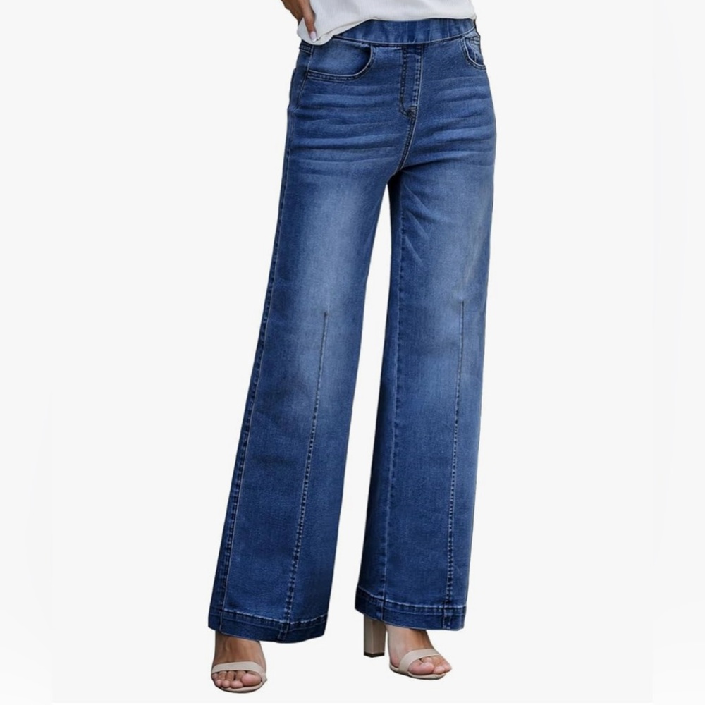 NWOT - Classic Blue Wide-Leg Women Jeans